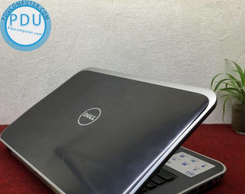 Dell Inspiron 5520| i5-3210M | RAM 4 GB |HDD 500GB | 15.6” HD | VGA Intel HD graphics 4000