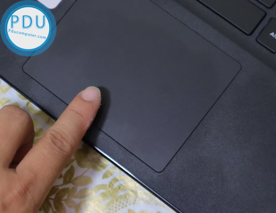 Dell Latitude 3500 / Core i5 8265U / RAM 8GB / SSD 256GB / 15.6″ FHD (1920×1080)/ Intel® HD Graphics 620