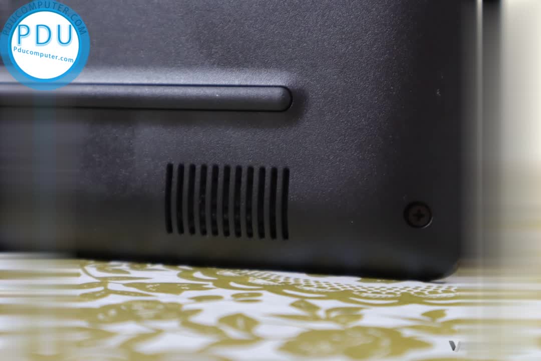 Dell Latitude 3500 / Core i5 8265U / RAM 8GB / SSD 256GB / 15.6″ FHD (1920×1080)/ Intel® HD Graphics 620