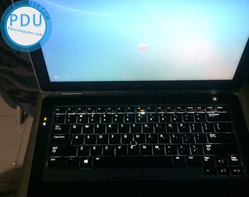 Dell Latitude E6330 i7 3520M | RAM 4 GB | HDD 320G | 13.3” HD | Card on