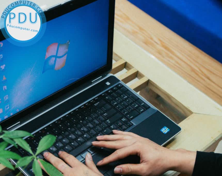 Dell Latitude E6530 i7 3520M | RAM 4 GB | HDD 320G | 15.6” HD | Card rời NVIDIA NVS 5200M