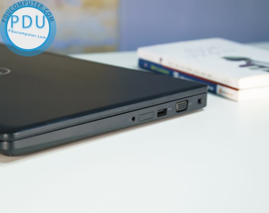 Dell Precision 3530 Core i7-8750H / RAM 8GB / SSD 256GB / FHD / Nvidia Quadro P600 4GB GDDR5