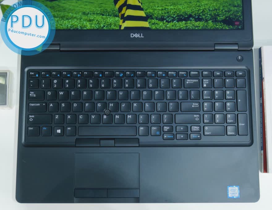 Dell Precision 3530 Core i7-8750H / RAM 8GB / SSD 256GB / FHD / Nvidia Quadro P600 4GB GDDR5