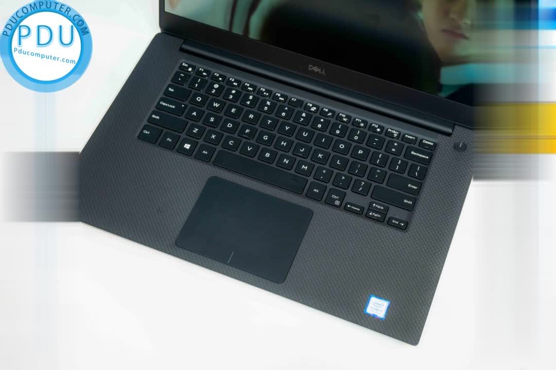 Dell Precision 5540 Core i7 9750H / RAM 16GB / SSD 512GB / NVIDIA Quadro T1000 / FHD