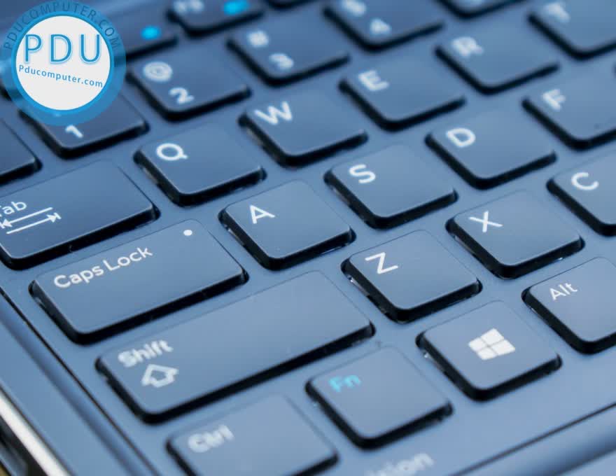 Dell Precision 7520 Core i7- 6820HQ| RAM 16GB| SSD 512GB| Quadro M1200M| 15.6″ FHD