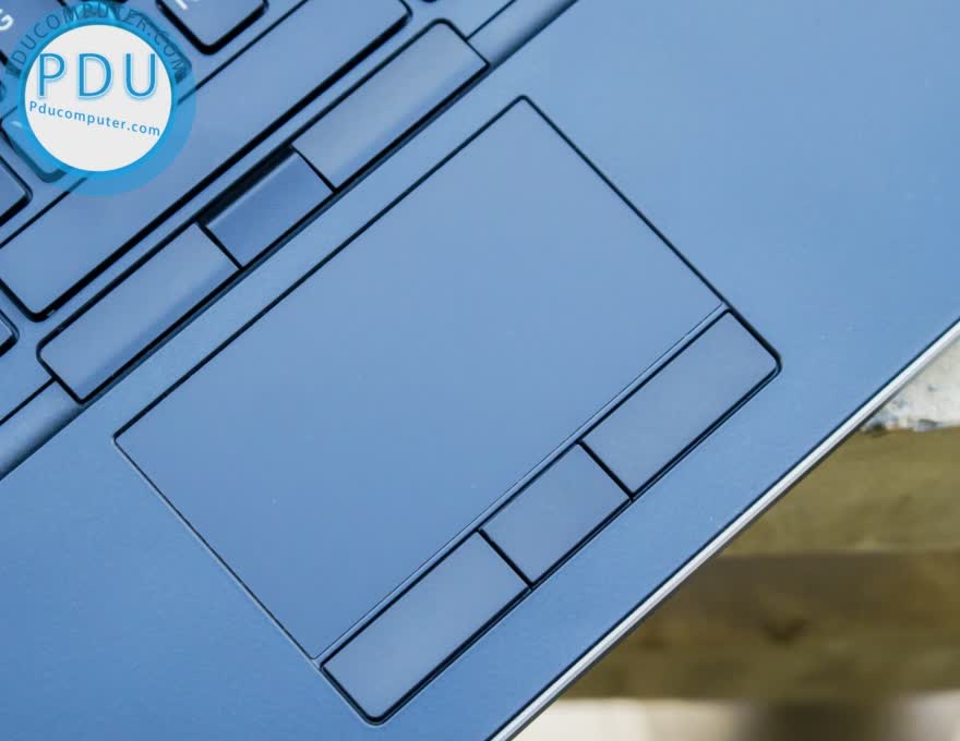 Dell Precision 7520 Core i7- 6820HQ| RAM 16GB| SSD 512GB| Quadro M1200M| 15.6″ FHD