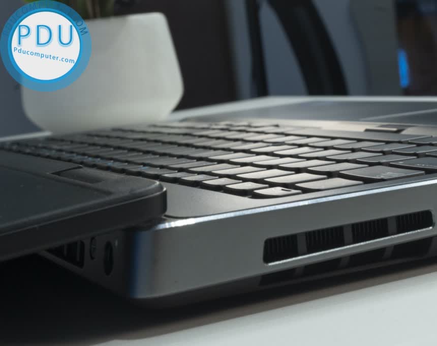 Dell Precision 7530 Core i7-8750H| RAM 16GB| 512 SSD PCle| NVIDIA Quadro P2000| 15.6 inch FHD