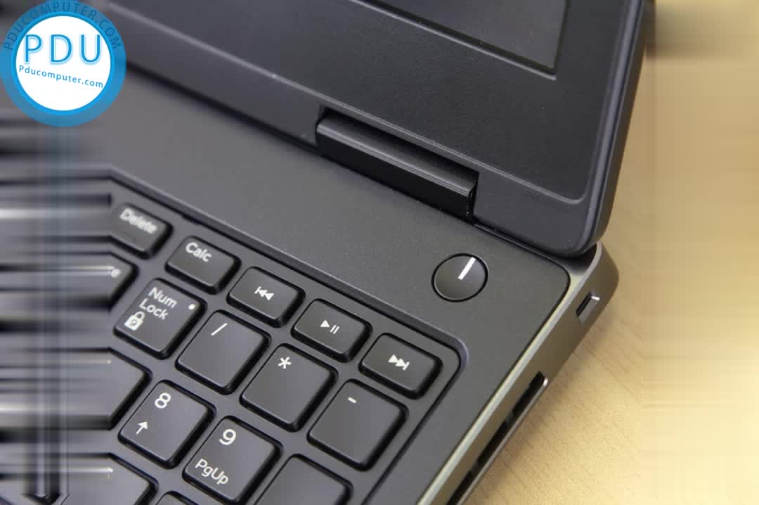 Dell Precision 7740 / Core i7-9850H / RAM 16GB / SSD 512GB / VGA RTX 3000 / 17.3” FHD