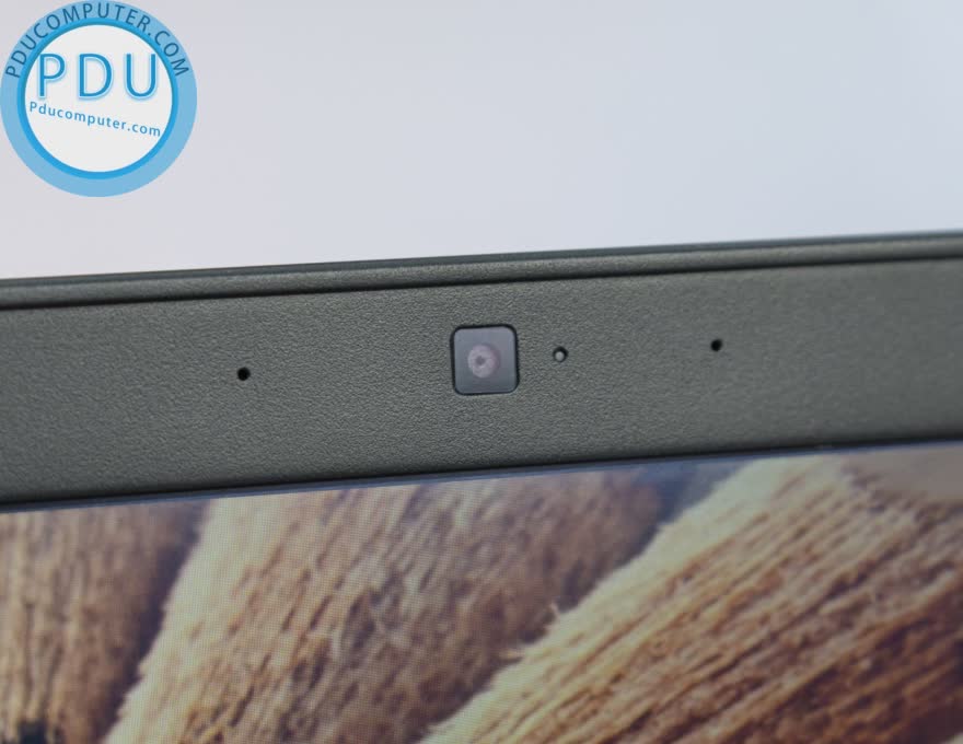 Laptop Cũ Dell Latitude 5590 i7 – 8550U / 8G / 240GB SSD / 15.6 FHD / VGA Intel HD 620