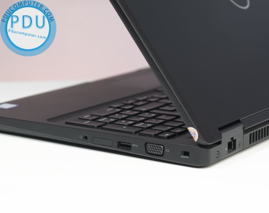 Laptop Cũ Dell Latitude 5590 i7 – 8550U / 8G / 240GB SSD / 15.6 FHD / VGA Intel HD 620