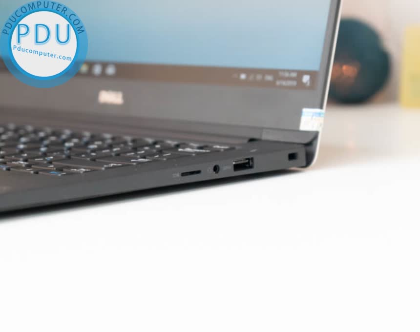 Laptop Cũ Dell Latitude 7370 M5- 6Y54/ RAM 8GB /SSD 256GB/ 13.3″FHD