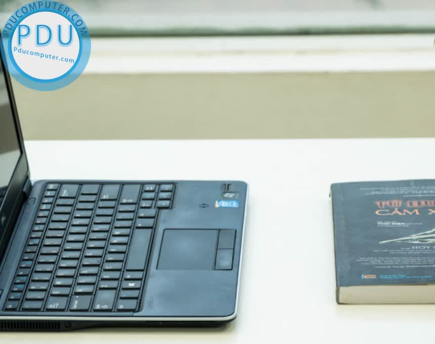 Laptop Cũ Dell Latitude E7440 |i5-4300U | Ram 4GB | SSD 128GB |MÀN HD