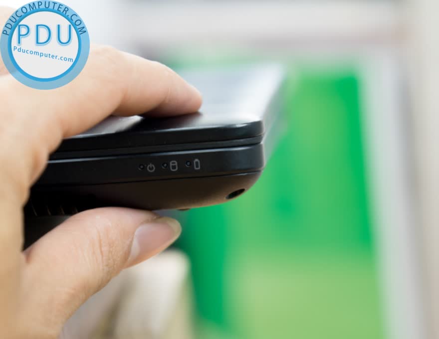 Laptop cũ Dell Precision 3510 i7-6820HQ | 8GB | SSD 256GB| AMD FirePro W5130M (2GB) | 15.6″ Full HD