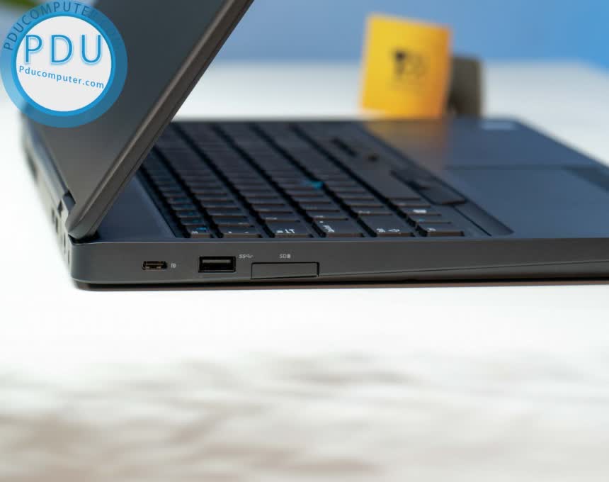 Laptop cũ Dell Precision 3520 Core i5*7300HQ| RAM 8GB| SSD 256GB| 15.6 inch FHD| Nvidia Quadro M620 2GB