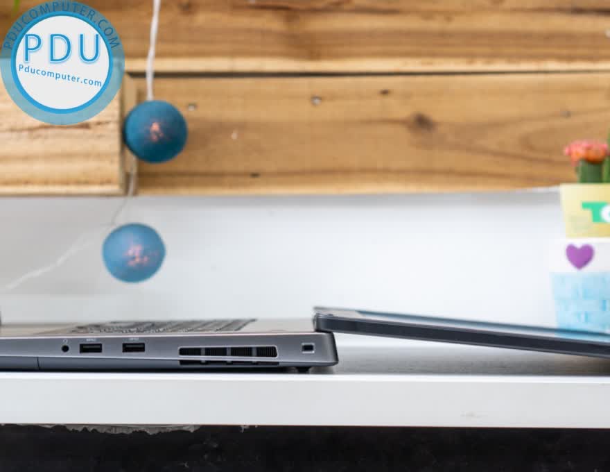 Laptop Cũ Dell Precision 7730 Core i7 – 8850H| RAM 32GB| SSD 512GB| P3200| 17.3 FHD