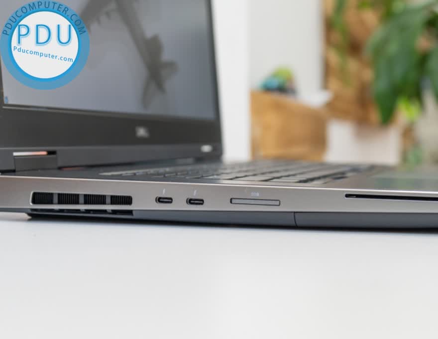 Laptop Cũ Dell Precision 7730 Core i7 – 8850H| RAM 32GB| SSD 512GB| P3200| 17.3 FHD