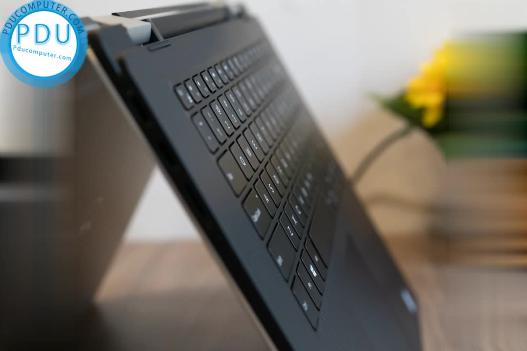 Laptop Cũ Dell XPS 15 9575 i7- 8705G| Ram 8GB| SSD 256GB| FHD IPS Touch