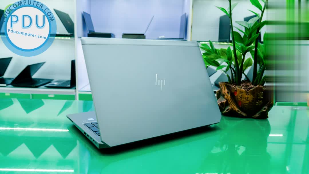 HP ZBook 15 G5 / i7-8750H / RAM 16GB / SSD 512GB / 15.6 FHD IPS / VGA Nvidia P1000