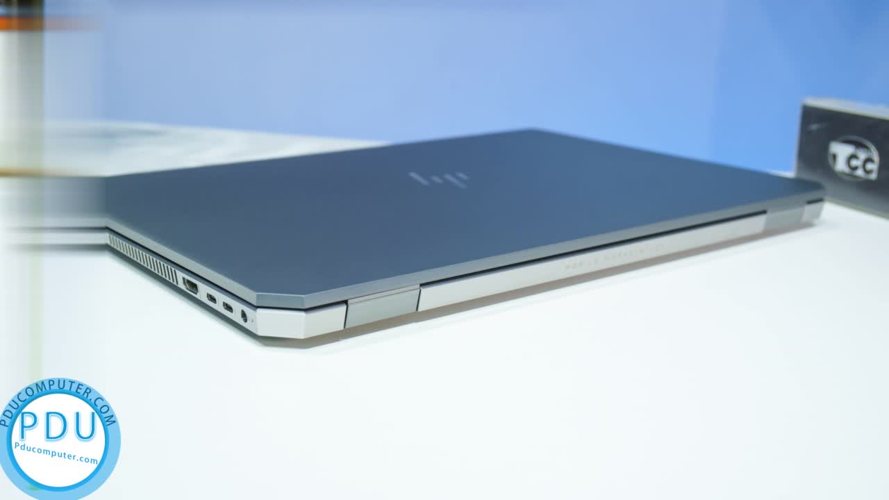 HP ZBook Studio G5 / i7-8750H / RAM 16GB / SSD 512GB / 15.6 FHD IPS / P1000