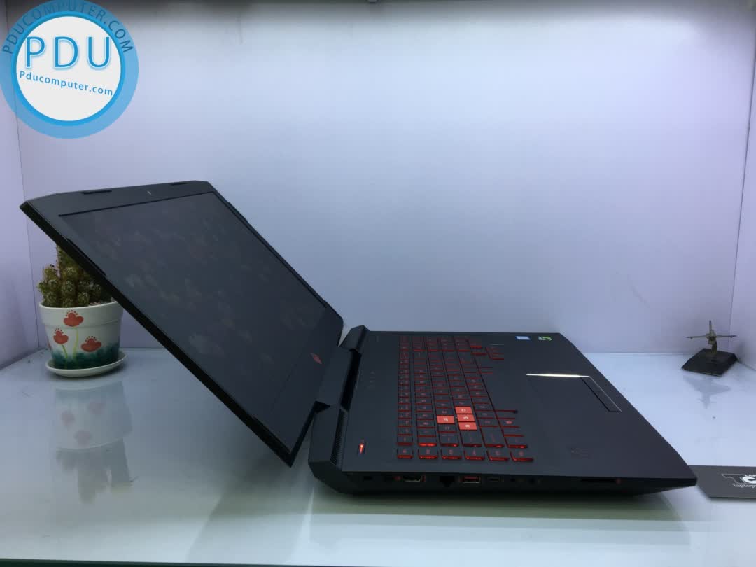 Laptop Cũ GAMING HP OMEN 17 2017 CORE I7 7700HQ/ RAM 16G/ SSD 128+HDD 1T/ GTX 1070 8G/ MÀN 17.3 FULL HD IPS