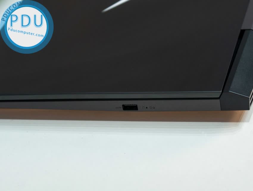 [Full box] Lenovo Legion Y545 i7-9750H| RAM 16GB| SSD 512GB + HDD 1TB| FHD (144hz)| GTX 1660ti