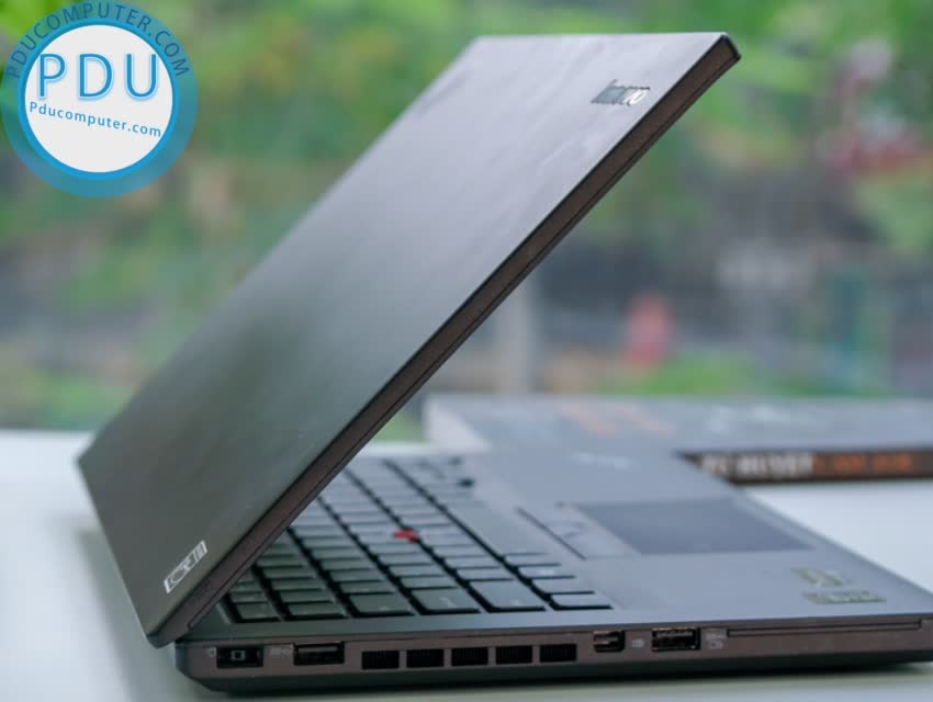 Laptop Cũ Lenovo Thinkpad T450s i5 5300U | RAM 8GB | SSD 240GB| 14” Full HD