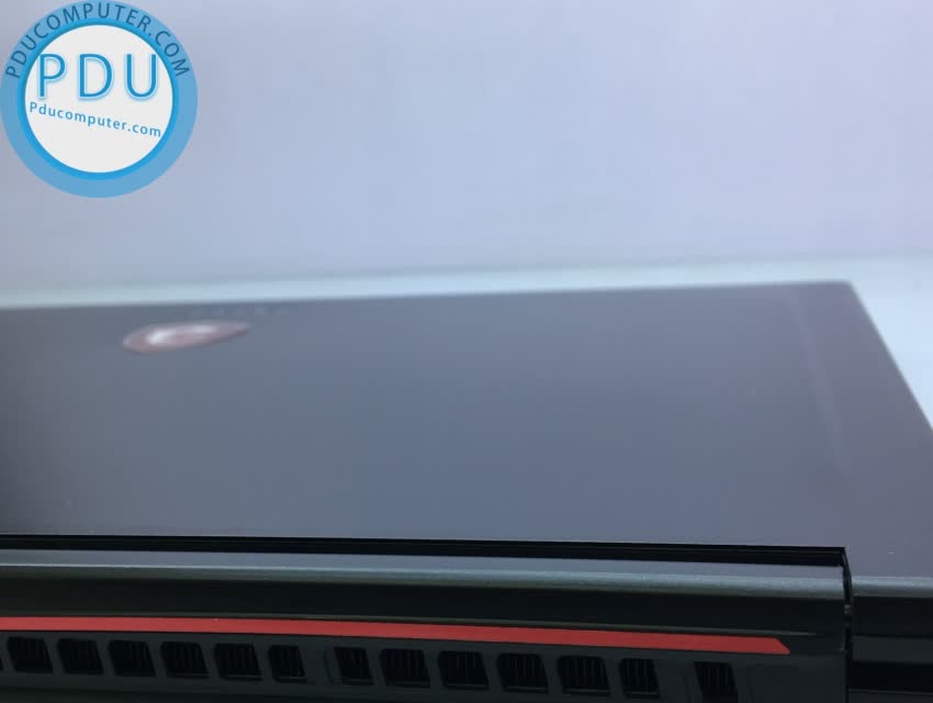 Laptop Cũ MSI GS63 7RF Stealth Pro Core i7-7700HQ, RAM 16GB, SSD 128+HDD 1TB, NVIDIA GeForce GTX 1060 (6GB), 15.6 inch Full HD