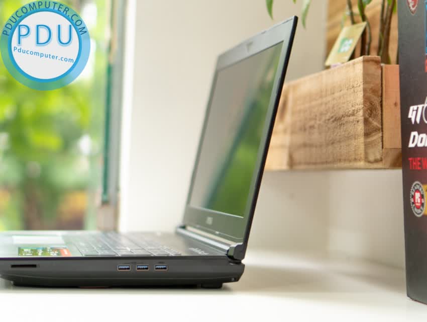 Laptop MSI GT62VR 7RD Dominator – i7-7700HQ – 8GB DDR4 – GTX 1060/6GB – SSD 256 + 1TB – 15.6″ FHD IPS