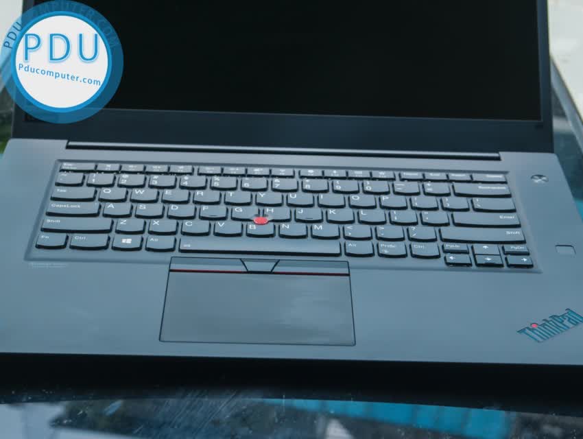 ThinkPad P1 (gen2) i7 9850H / RAM 16GB / SSD 512GB / Quadro T1000 15.6 Full HD