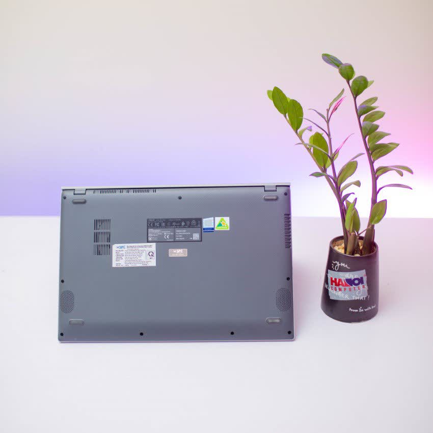 Laptop Asus D509DA-EJ285T (R3 3200U/4GB RAM/256GB SSD/15.6 inch FHD/Win 10/Bạc)