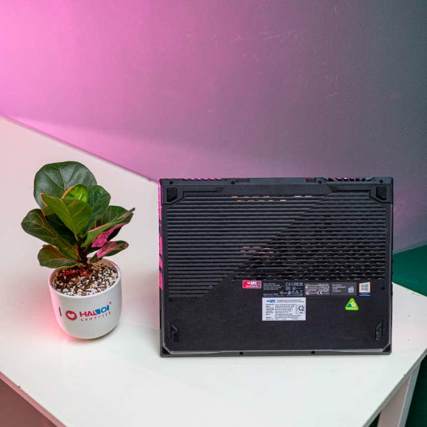 Laptop Asus Gaming ROG Strix G512L-WAZ114T (i7 1075H/16GB RAM/1TB SSD/15.6 FHD 240hz/RTX 2070 8GB/Win10/Balo/Đen)