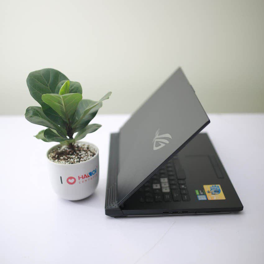 Laptop Asus Gaming ROG Strix G531GT-HN554T (i7 9750H/8GB RAM/512GB SSD/15.6 FHD 144hz/GTX 1650 4Gb/Win10/Đen)