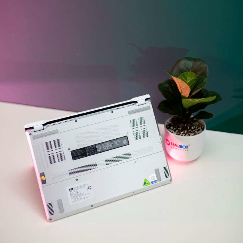 Laptop Asus Gaming ROG Zephyrus GA401IV-HA108T (R9 4900HS/16GB RAM/1TB SSD/14 WQHD/RTX 2060 6GB/Win10/Túi/Trắng)