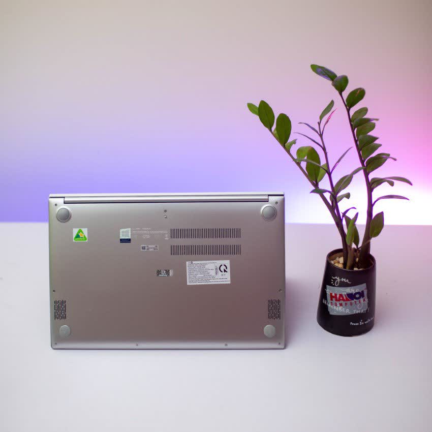 Laptop Asus VivoBook M533IA-BQ165T (R7 4700U/8GB RAM/512GB SSD/15.6 FHD/Win10/Trắng)