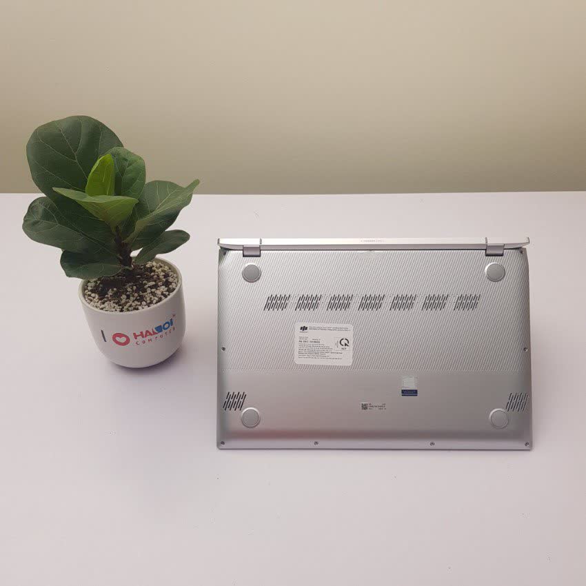 Laptop Asus VivoBook S431FL-EB145T (i5 8265U/8GB RAM/512GB SSD+Optane 32Gb/14 inch FHD/MX250 2GB/Win 10/Bạc)