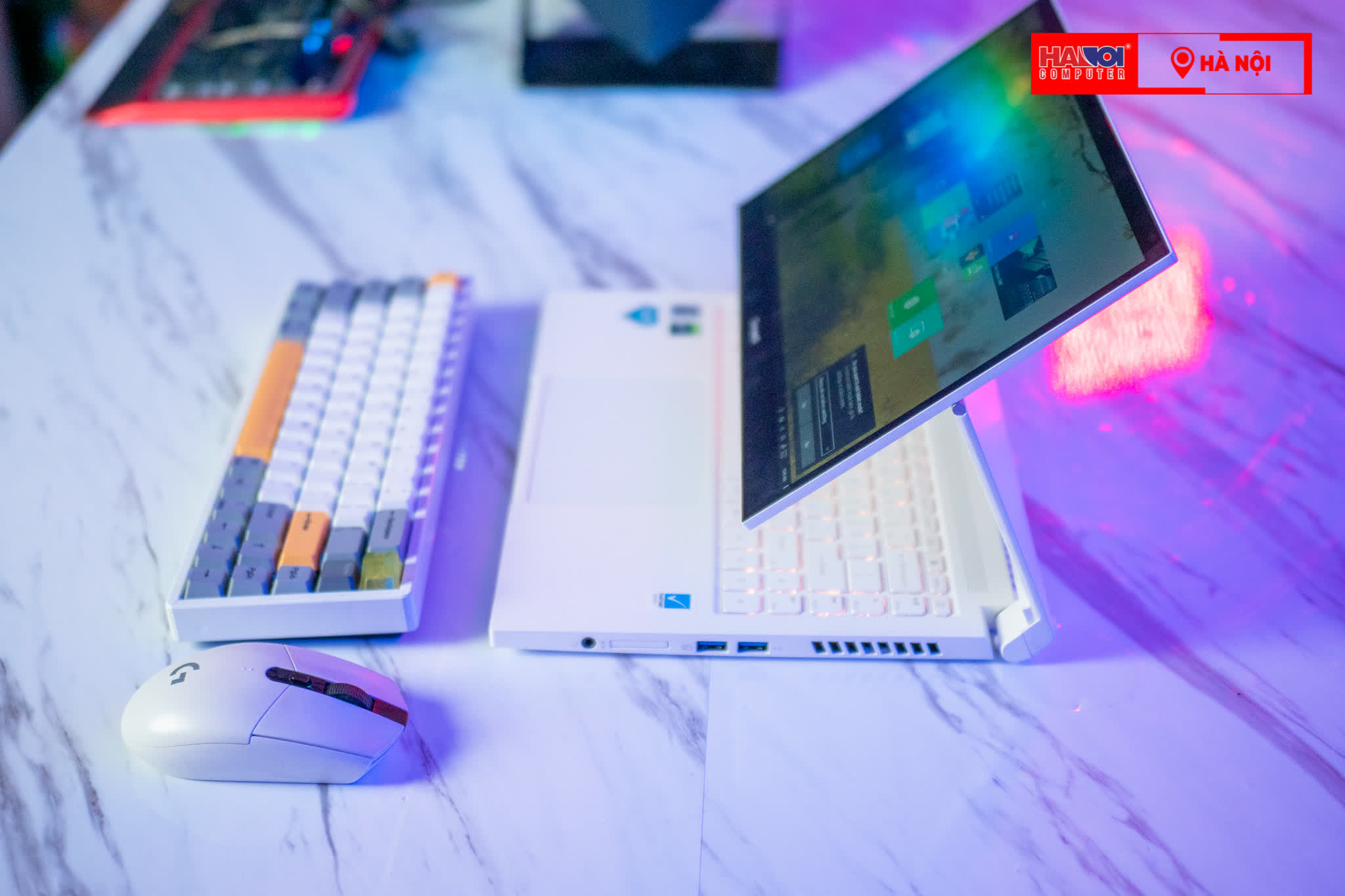 Laptop Đồ họa ConceptD 3 Ezel Pro CC314-72P-75EG (NX.C5KSV.001 ) (i7 10750H/16GB RAM/1TB SSD/Quadro™ T1000/14 inch FHD Touch/Bút/Win10 Pro/Trắng)