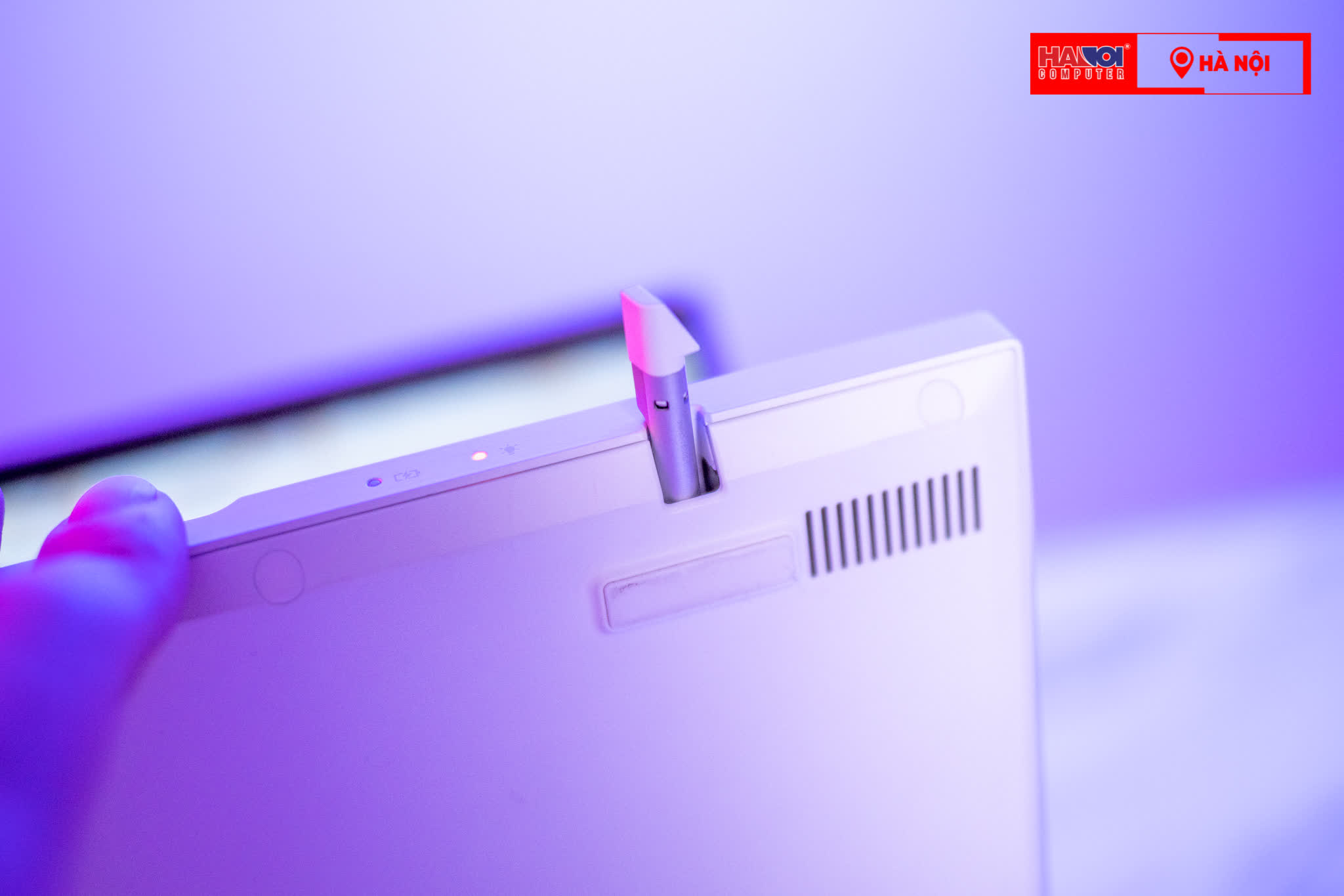 Laptop Đồ họa ConceptD 3 Ezel Pro CC314-72P-75EG (NX.C5KSV.001 ) (i7 10750H/16GB RAM/1TB SSD/Quadro™ T1000/14 inch FHD Touch/Bút/Win10 Pro/Trắng)