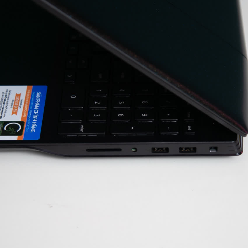 Laptop Dell Gaming G5 15 5500 (70225486) (i7 10750H/8GB RAM/ 512GB SSD /15.6 inch FHD 144Hz/RTX2060 6G/Win10/Đen (2020)