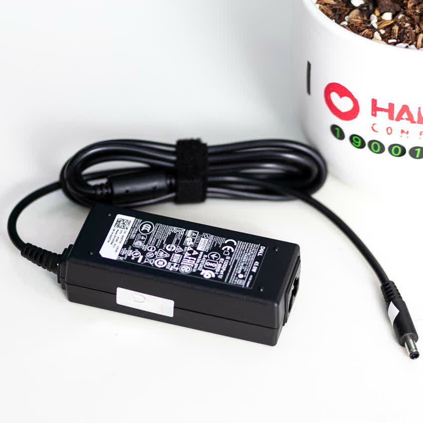 Laptop Dell Inspiron 3493 (WTW3M2) (i3 1005G1/4GB RAM/256GBSSD/14.0 inch FHD/ Win10/Đen)