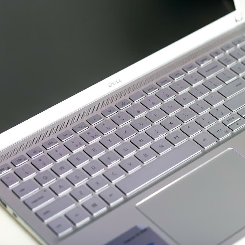 Laptop Dell Inspiron 7501 X3MRY1 (i7 10750H/8GB RAM/ 512GB SSD/GTX1650Ti 4G/ 15.6 inch FHD/Win 10/Bạc) (2020)