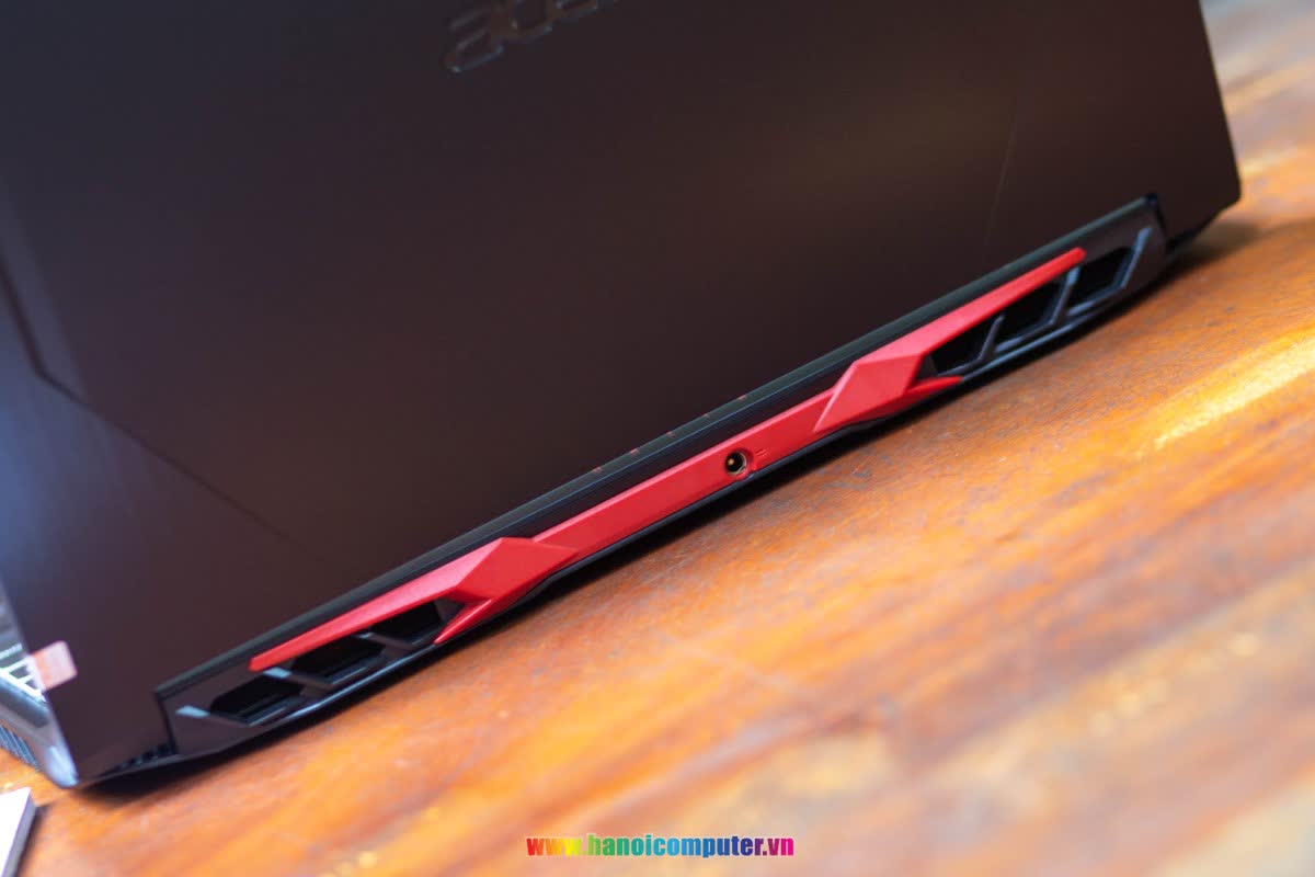 Laptop Acer Gaming Nitro 5 AN515-44-R9JM (NH.Q9MSV.003) (Ryzen 5 4600H/8GB RAM/512GB SSD/GTX1650 4G/15.6 inch FHD 144Hz/Win 10/Đen) (2021)