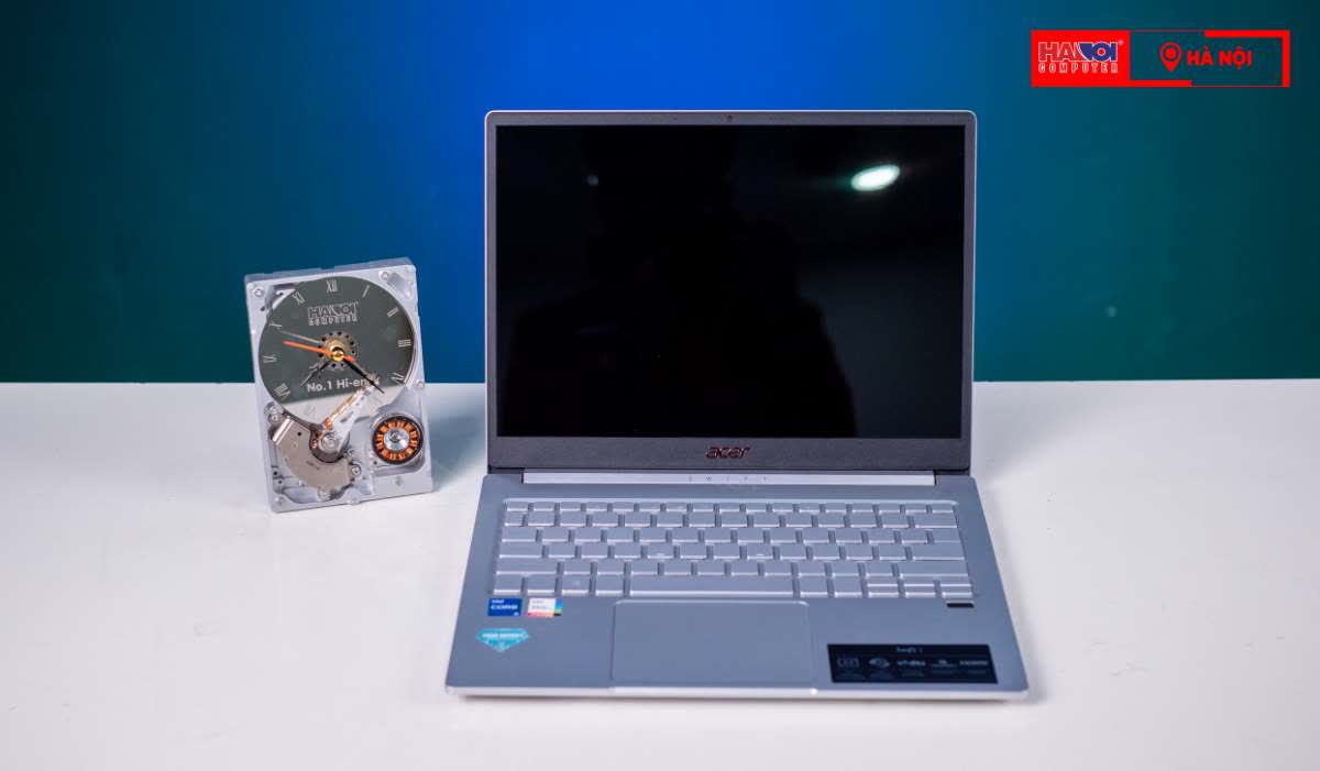 Laptop Acer Swift 3 SF313-53-503A (NX.A4JSV.002) (i5-1135G7/8GB RAM/512GB SSD/13.5 inch QHD IPS/Win10/Bạc) (2020)