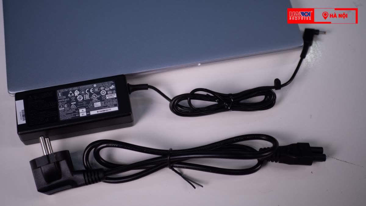 Laptop Acer Swift 3 SF313-53-503A (NX.A4JSV.002) (i5-1135G7/8GB RAM/512GB SSD/13.5 inch QHD IPS/Win10/Bạc) (2020)