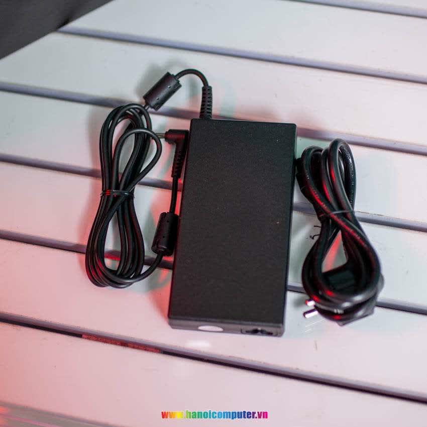 Laptop MSI Gaming GF63 10SCSR (830VN) (i7 10750H/8GB RAM/512GB SSD/GTX1650Ti DDR6/15.6 inch FHD 144Hz/Win10)