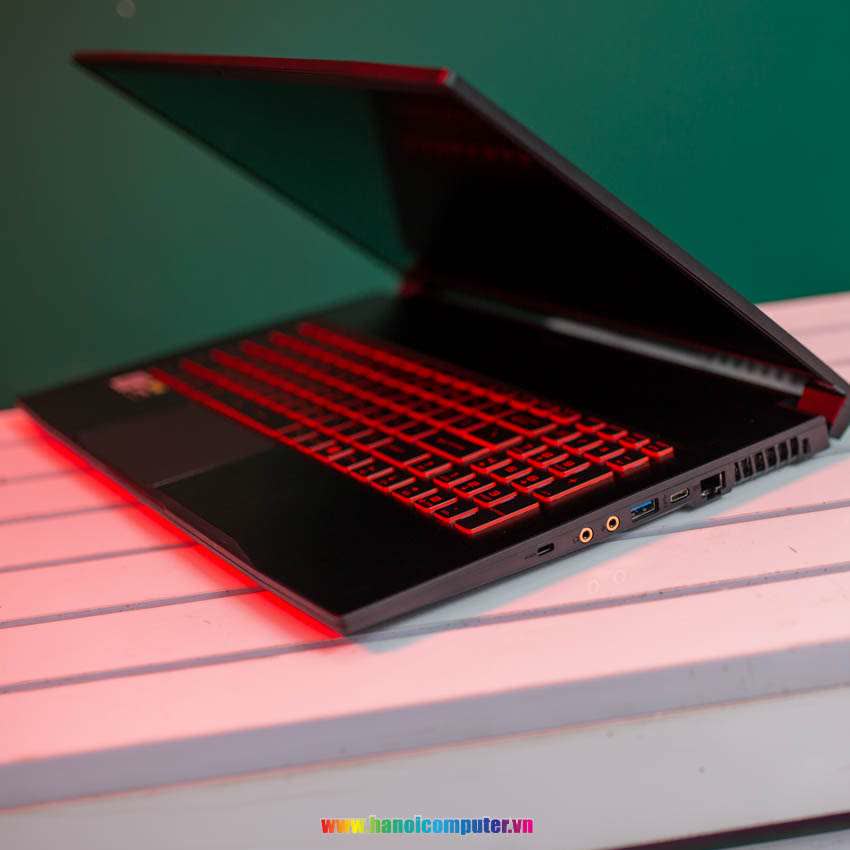 Laptop MSI Gaming GF75 Thin 10SCXR (038VN) (i7 10750H/ 8GB RAM/512GB SSD/GTX 1650 4G/17.3 inch FHD 120Hz/Win 10)