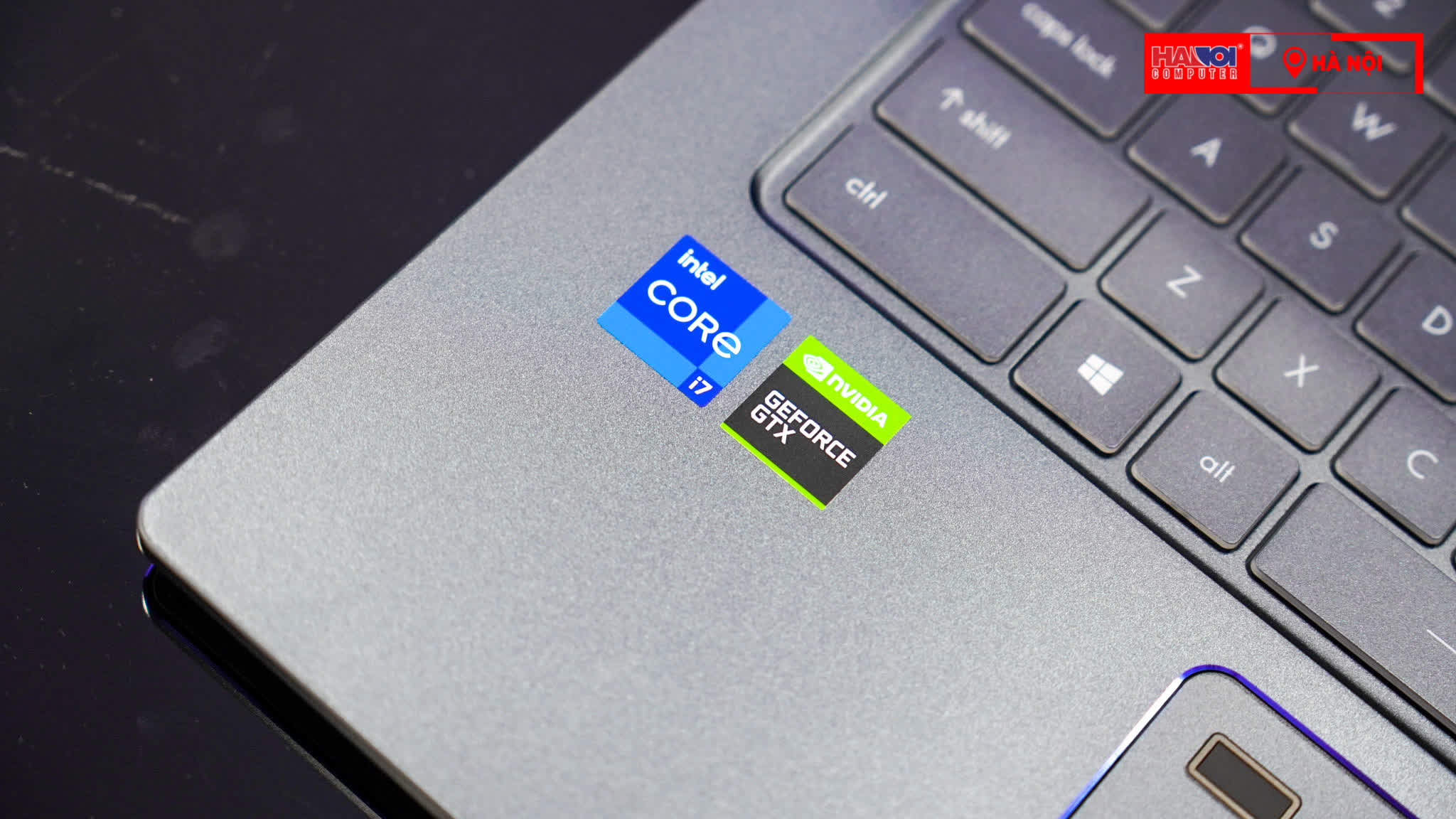 Laptop MSI Prestige 15 A11SCX (210VN) (i7 1185G7/32GB/1TB SSD/1650 Max Q/15.6UHD 4K/Win10/Xám)