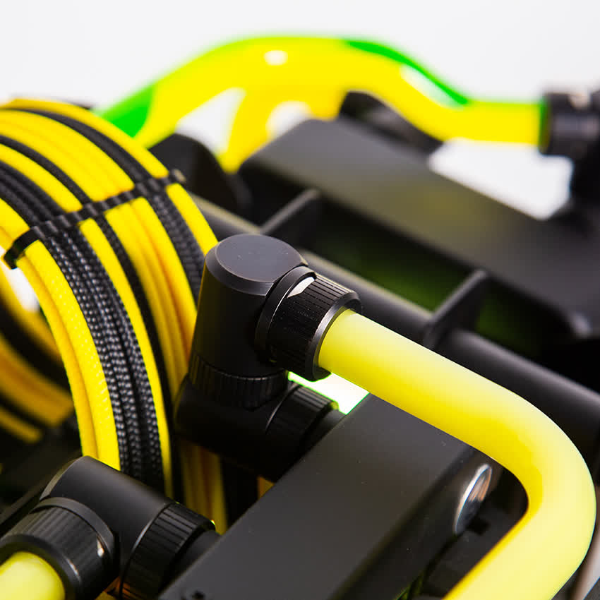 PC ENTHUSIAST GAMING LIMITED 005 (I9 10900K/Z490/64GB RAM/500GB SSD/RTX2080TI/850W/WATERCOOLING EK/RGB)