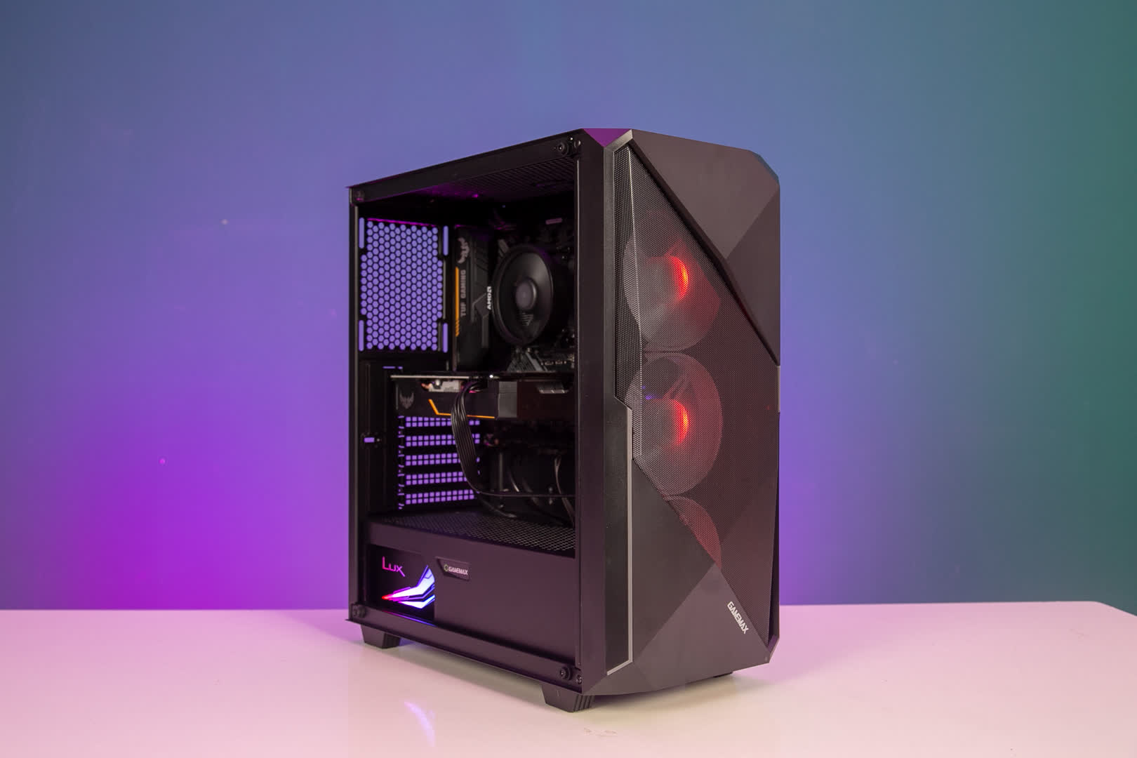 PC GAMING SHARK 033 (R5 3500/B450/16GB RAM/240GB SSD/GTX 1660 SUPER/600W/RGB)