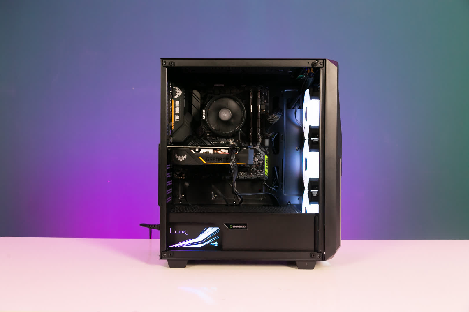 PC GAMING SHARK 033 (R5 3500/B450/16GB RAM/240GB SSD/GTX 1660 SUPER/600W/RGB)