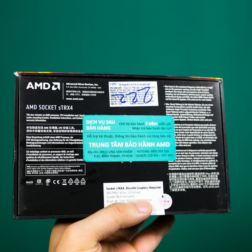 CPU AMD Ryzen Threadripper 3970X (3.7GHz turbo up to 4.5GHz, 32 nhân 64 luồng, 144MB Cache, 280W) - Socket sTRX4